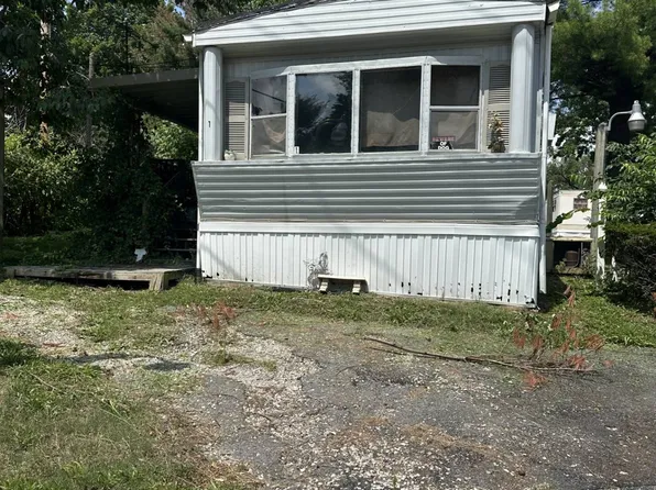 301 N Main St #1-LO, Ofallon, IL 62269