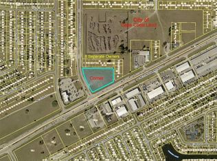 917 NE Pine Island Rd, Cape Coral, FL 33909