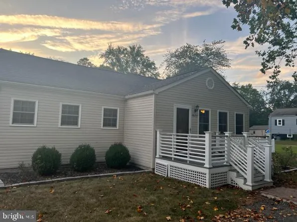 7571 Weymouth Rd, Hammonton, NJ 08037