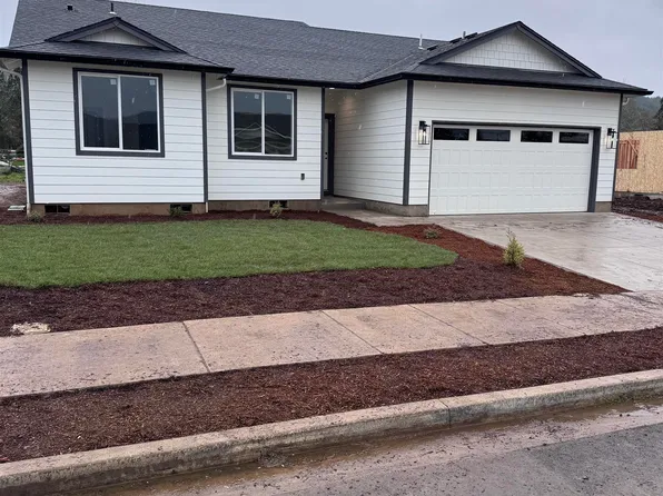 4445 Knotty Pine Ct, Sweet Home, OR 97386