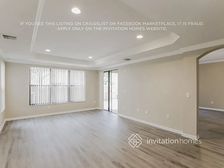 8943 SW 228th Ln — Photo 4
