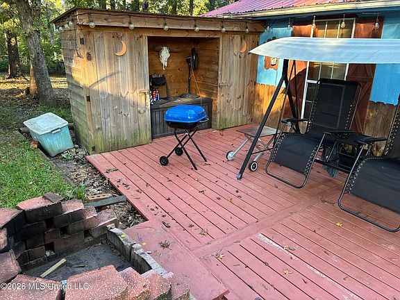 4th image of 113 Wayne Hare Rd