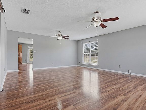 5th image of 311 Sumner Rd S