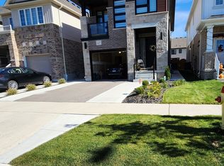 147 Ian Ormston Dr, Kitchener, ON N2P0J4