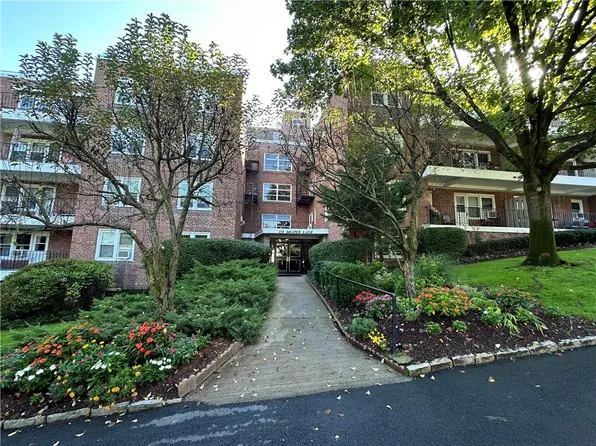 150 Draper Lane #2EN, Dobbs Ferry, NY 10522