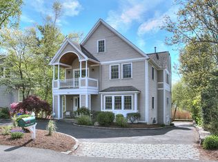 301 Main St, Westport, CT 06880