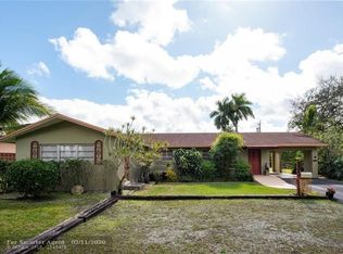 6850 Plantation Rd, Plantation, FL 33317