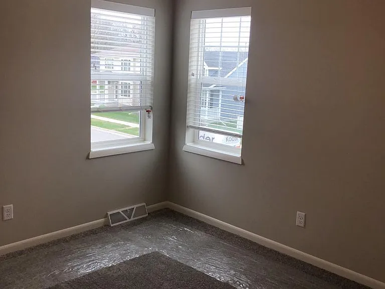 Sun Prairie Twin Home — Photo 9