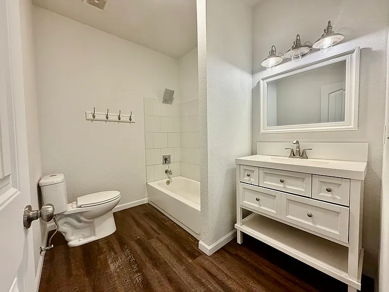 2505 N 48th St #2 — Photo 14