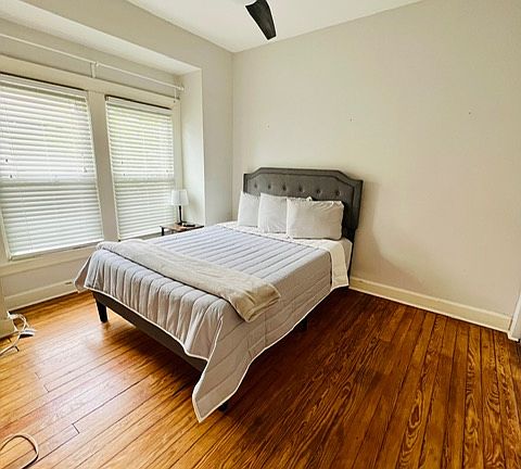 4th image of 913 Aurora Ave