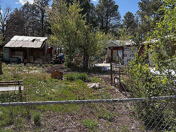 3rd image of 292 Bausman Ln