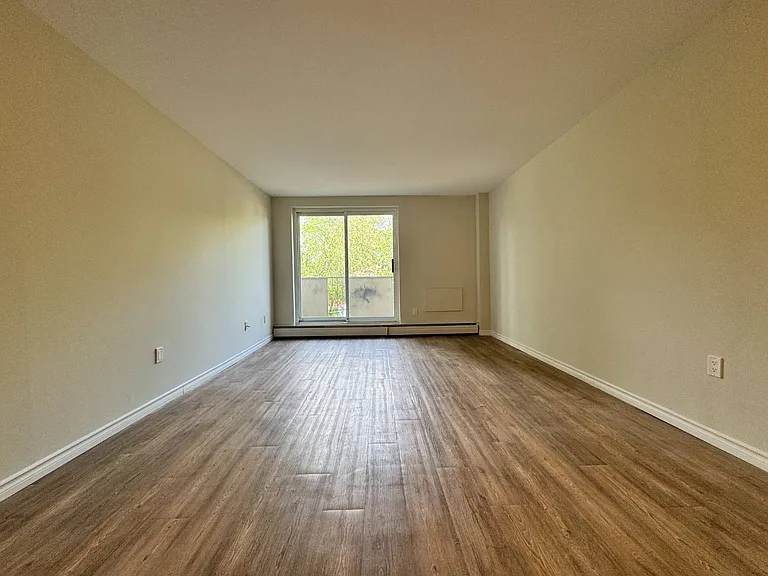 455 Sandys St — Photo 2