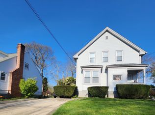 404 Bullocks Point Ave FLOOR 1, Riverside, RI 02915