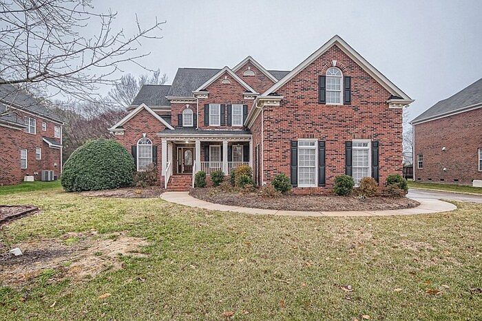 1st image of 10911 Fountaingrove Dr