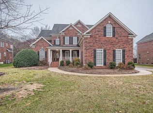 10911 Fountaingrove Dr, Charlotte, NC 28262