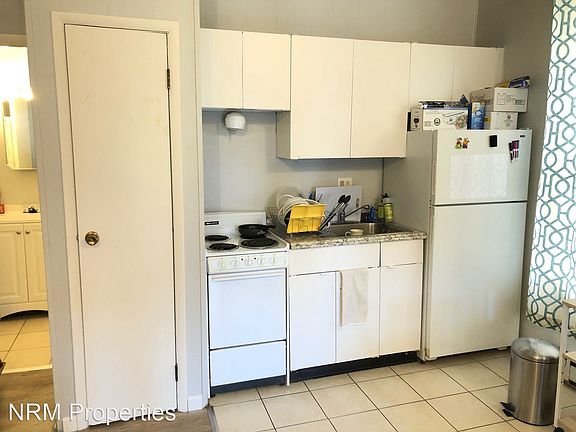 4th image of 321 Melwood Ave APT 301