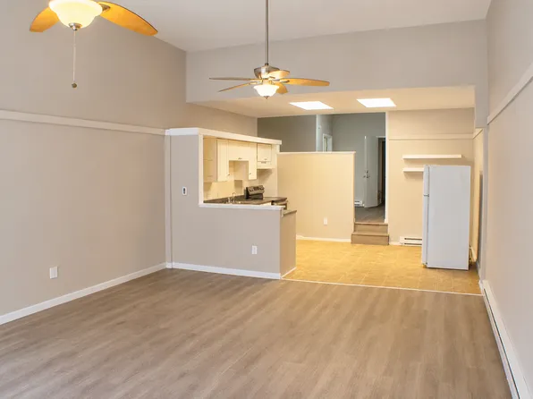 621 W Market St #1, Pottsville, PA 17901