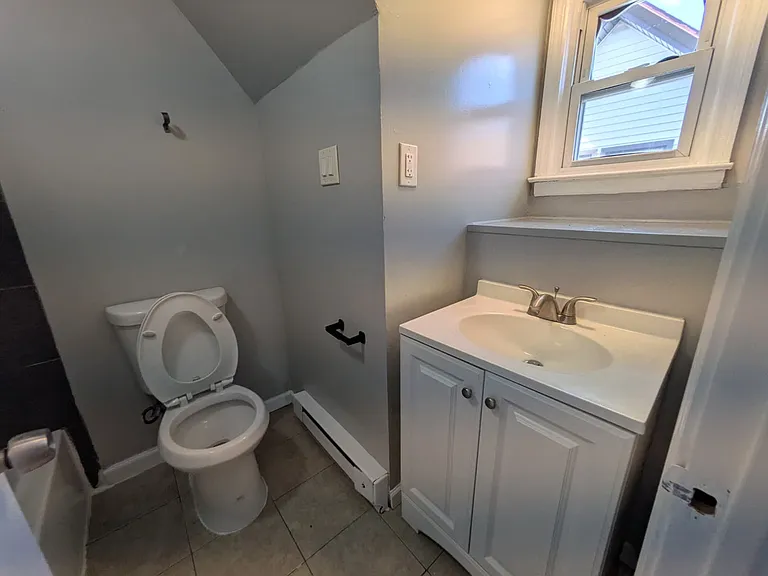 467 Connecticut Ave #3A — Photo 8