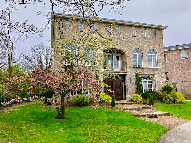 1st image of 333 Meehan Ave