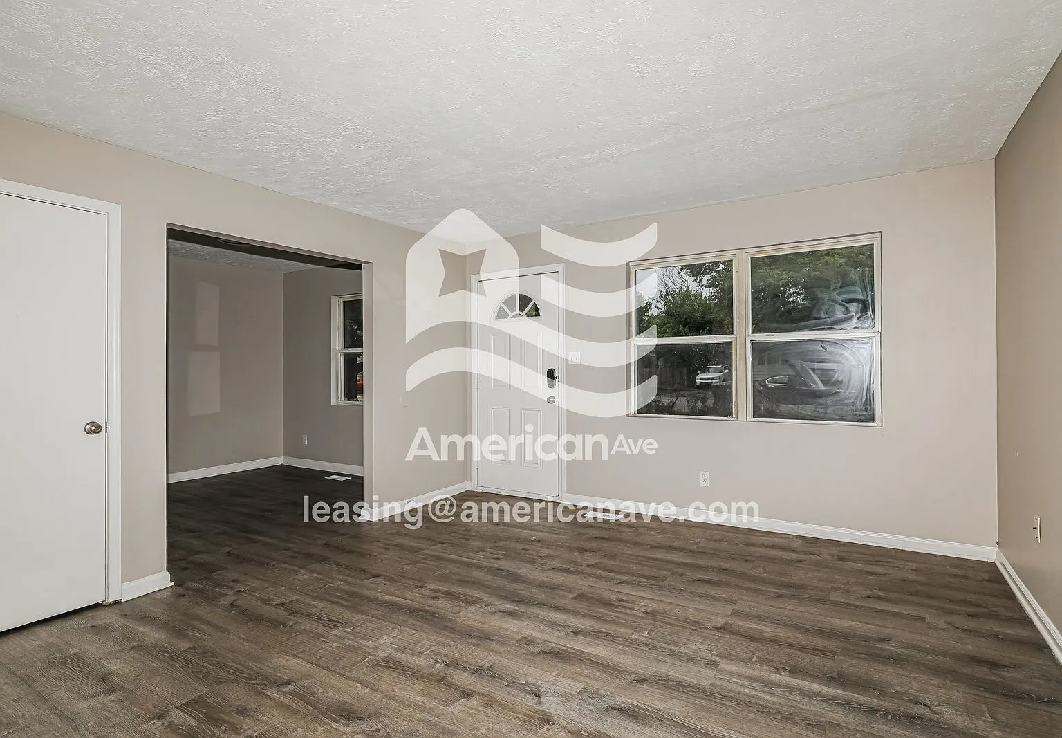 4 bed, 1.5 bath, 1200 sqft, $1,726 — Photo 4