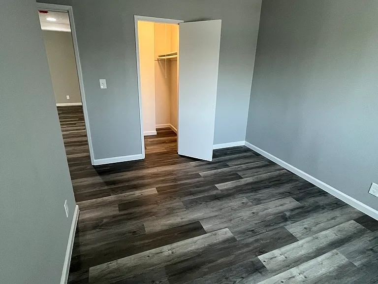 6945 Hinds Ave #7 — Photo 8