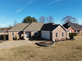 550 Primrose Ave, Siloam Springs, AR 72761