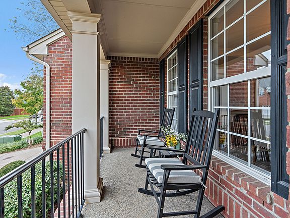 5th image of 8817 Ivy Mount Ln