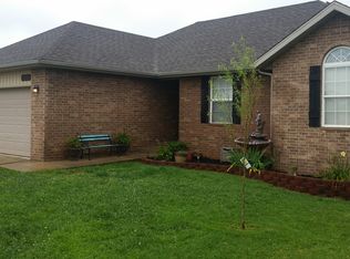 1805 S Prestige Dr, Ozark, MO 65721