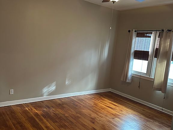 2nd image of 401 S Verdugo Rd #1