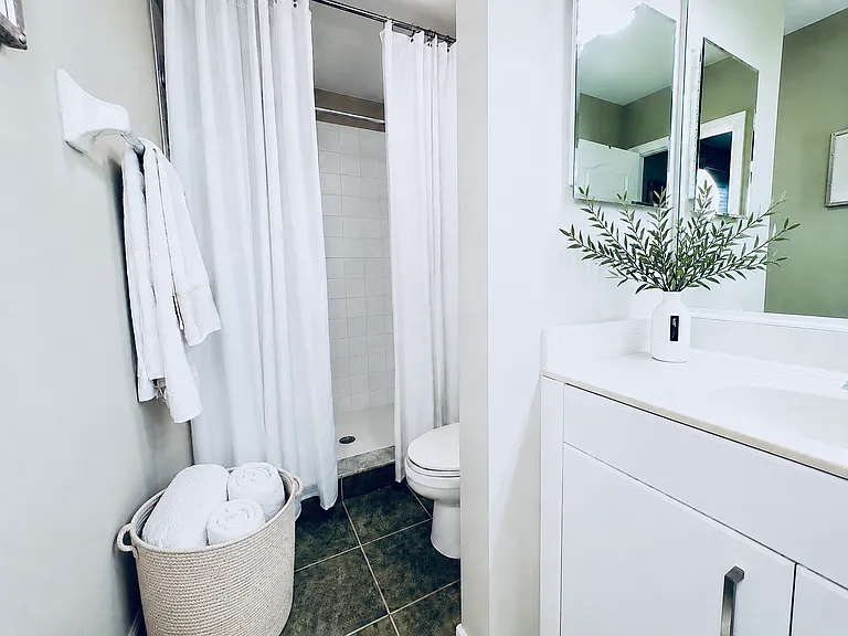 1380 Weeping Willow Ct #1380 — Photo 9