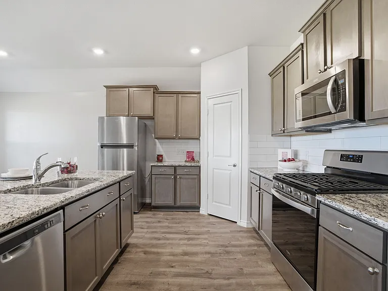 1106 Cowboy Ln — Photo 20