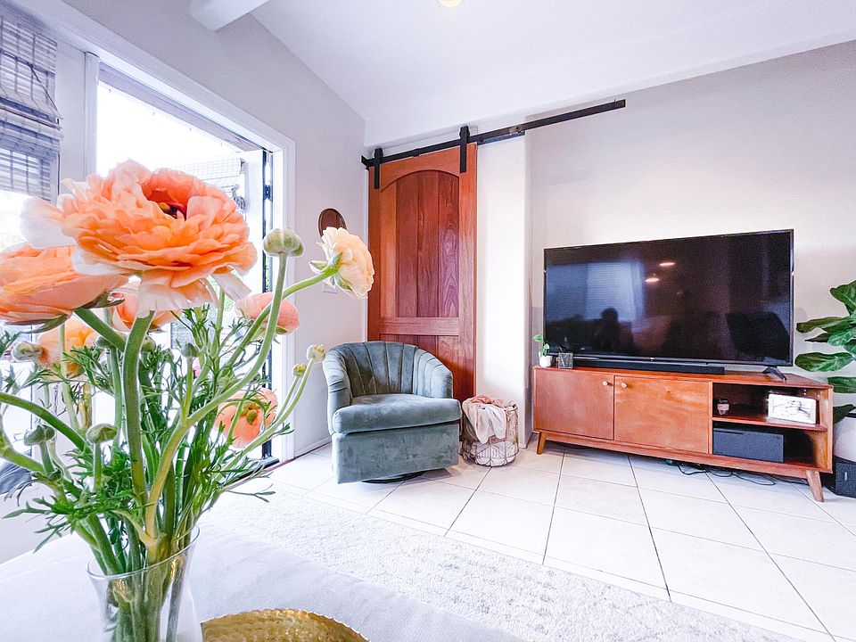 Main Room with french doors to front yard