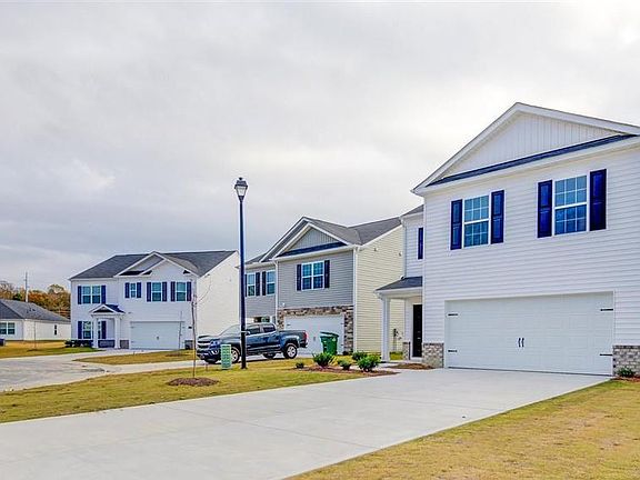 2nd image of 2542 Lily Dr
