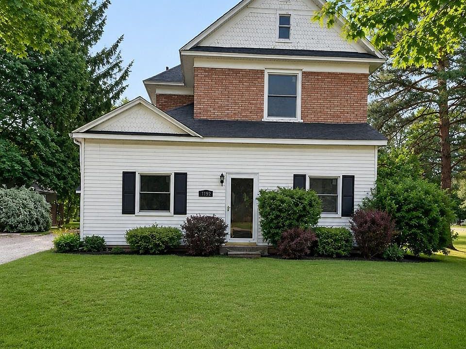 1st image of 4192 Seeger St