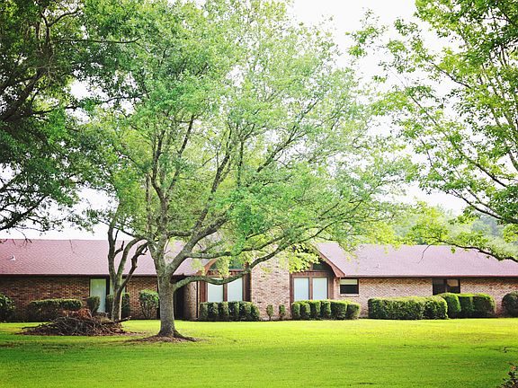 2nd image of 1286 Highway 389