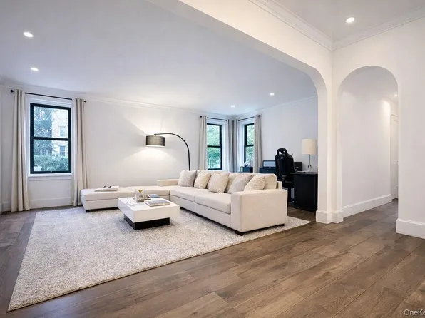 3000 Valentine Ave APT 2E, Bronx, NY 10458