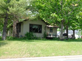 812 E Park Ave, Luck, WI 54853
