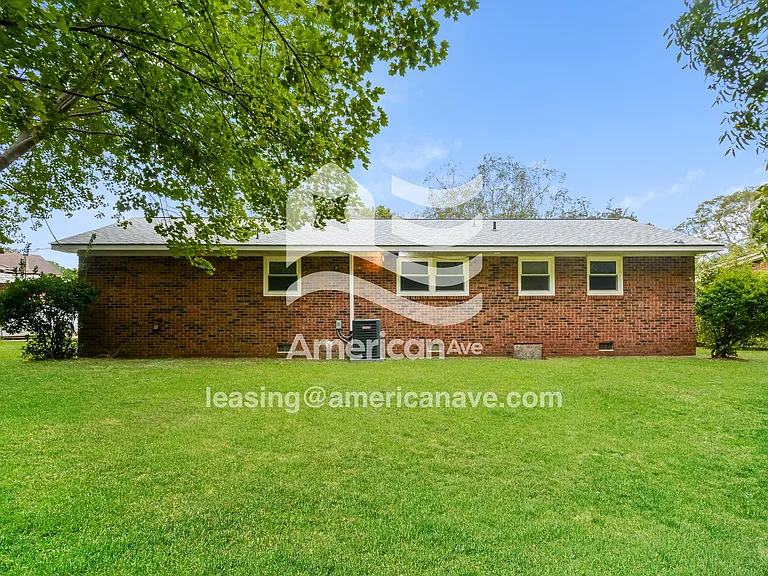1790575_015_wm_-_rear_view_13182567.jpg