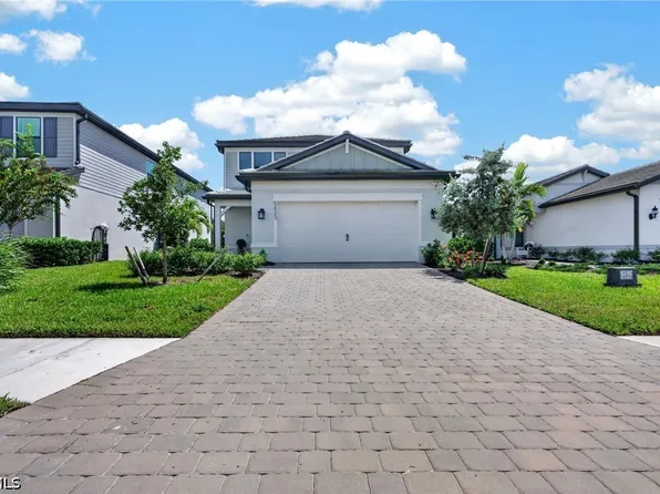 5823 Silverside Pine Ct, Lakewood Ranch, FL 34211