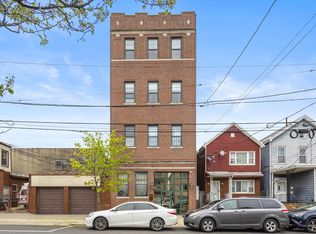 9 E 18th St, Bayonne, NJ 07002