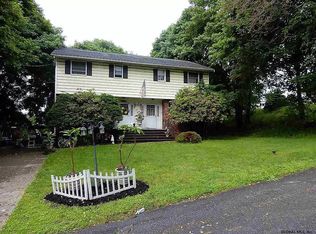 3 Roosevelt Ave, Troy, NY 12180