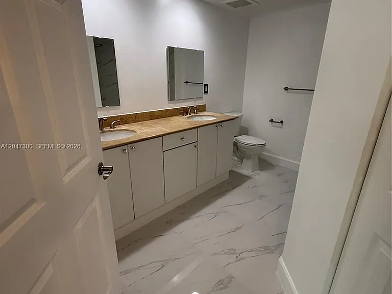 1745 E Hallandale Beach Blvd #304W — Photo 15