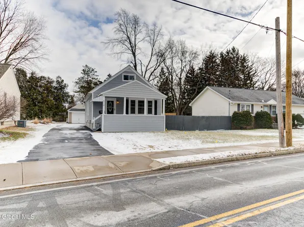 514 Kings Road, Schenectady, NY 12304