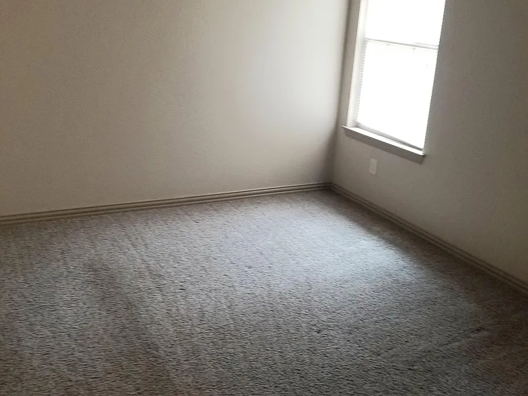 Upstairs Bedroom 1