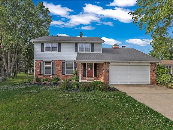 2nd image of 465 Rowley Rd