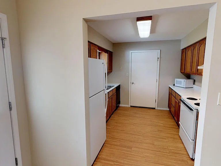 5391 Country Club Rd #B — Photo 5