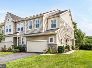 225 Kestrel Ct, Kennett Square, PA 19348