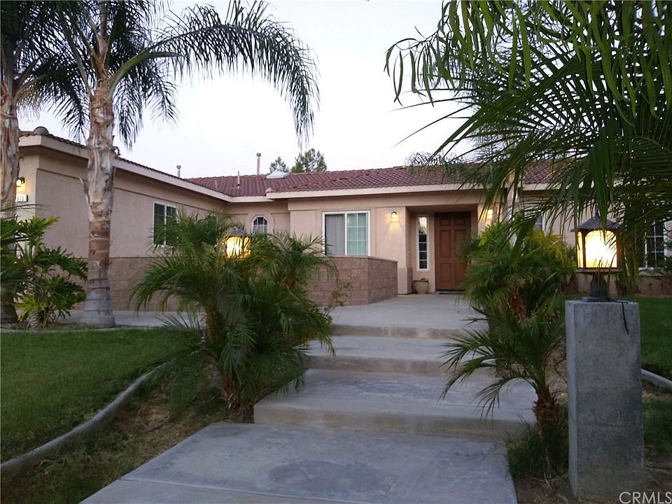 1st image of 675 Almarie Way