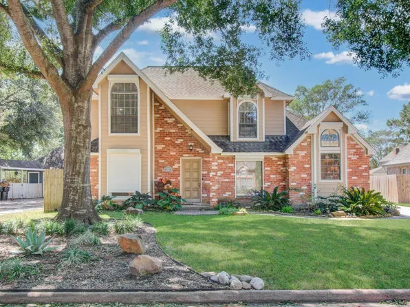 4243 Meadowchase Ln, Houston, TX 77014