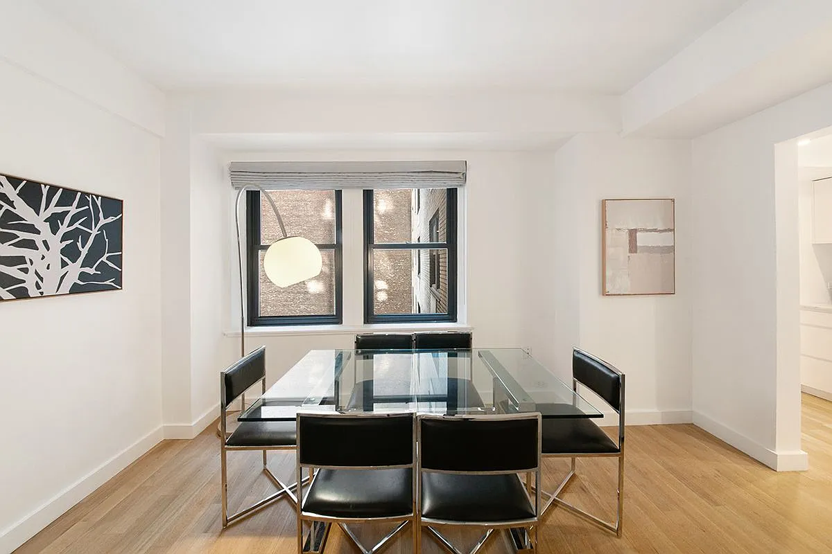 160 Central Park South — Photo 3